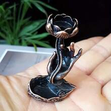 佛手莲花造型香炉，适合室内家居装饰和桌面摆设。