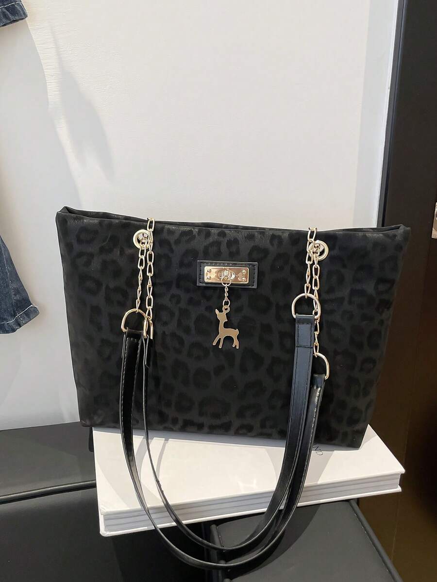 2024 New Fashion Large Capacity Handbag For Women, Vintage Chain Shoulder Tote Bag With Printed Pattern, Suitable For Commuting - Black - View 1