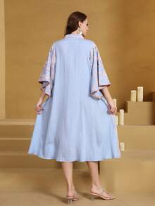 2026 New Style Ramadan Traditional Elegant Embroidered Arabic Women's Dress, JALABIA With Tassel Belt, Flared Sleeve, V-Neck - Baby Blue - View 10