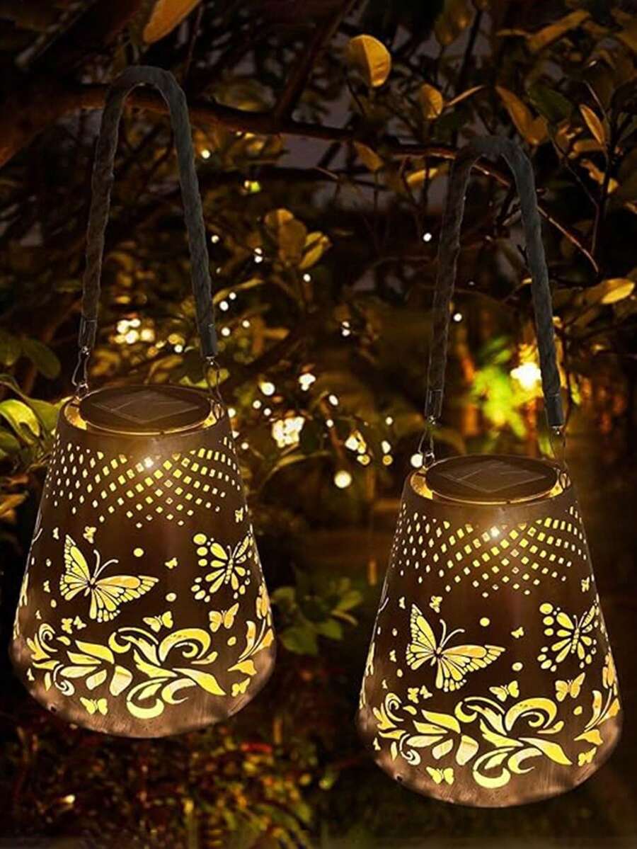 1 chiếc đèn treo hình bướm bằng sắt chạy bằng năng lượng mặt trời - Cảm biến tự động ngày/đêm, ánh sáng LED ấm áp, thiết kế hình bướm tinh tế, lý tưởng cho sân vườn/sân hiên/ban công, đèn trang trí ngoài trời hoàn hảo cho mùa xuân và Ngày động.