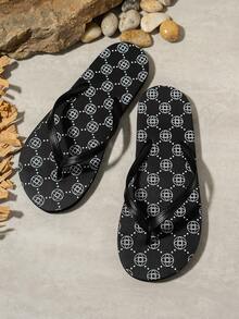 Chanclas planas unisex, pantuflas suaves y cómodas para la playa, la piscina, las vacaciones y el uso casual al aire libre - Negro - Ver 6