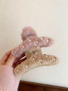 1pc Oversized Faux Fur Hair Claw Clip - Fluffy Plush Design, Realistic Look, Suitable For Women, Winter Braided Buns, Birthday Party, Wedding, Daily Wear (Hair Care), Retro Pearl Embedded Fuzzy Hair Clip, Women Fluffy Claw Clip, Voluminous Style, Multi-Clip, Hair Accessory Fashion Hair Clutch Elegant Hair Jaw Clip For Valentine's Day Valentine's Day Accessories Gift - Multicolor - View 3