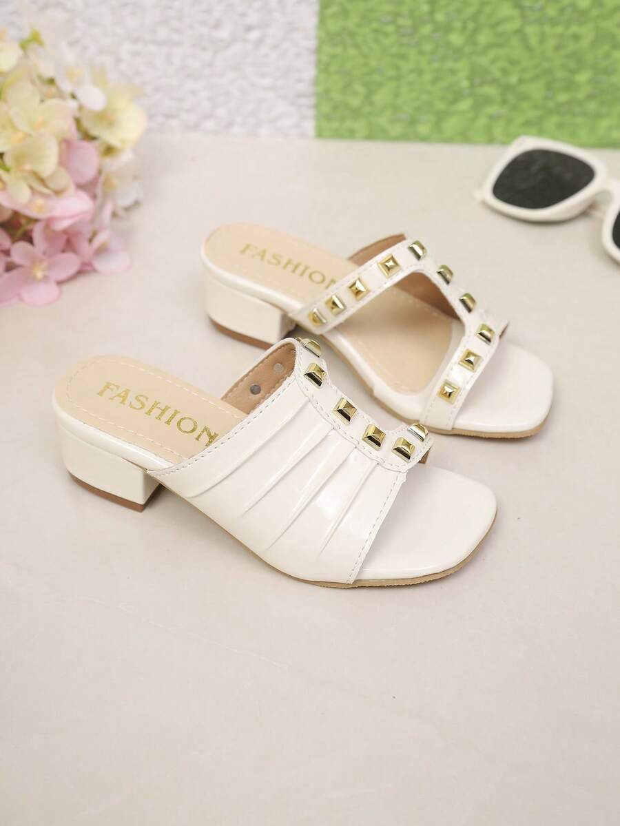 Zapatillas de moda para niños para exteriores, zapatos de verano con punta cuadrada y suela gruesa, sandalias de una sola pieza, nuevo estilo, elegantes, simples, zapatos de alta calidad para niñas.