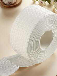 500pcs Lint Free Nail Wipes, 500 Pcs/Roll Non-Woven Fabric Nail Polish Remover Wipes, Super Absorbent Soft Eyelash Extension Glue Cleaning Wipes Manicure Salon Supplies - White - View 2