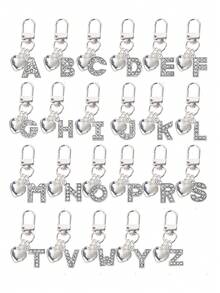 Pandantiv personalizat în formă de inimă, poate fi gravat cu inițială, breloc în formă de inimă, pandantiv personalizat pentru geantă, cadou, breloc, accesorii unice pentru telefon, design minimalist, potrivit pentru portofele și accesorii pentru telefon de damă, cadou perfect pentru prieteni, familie sau iubită, accesorii pentru exterior, accesorii pentru petreceri, cadouri, suveniruri, pandantive pentru genți de damă, accesorii auto, cadouri pentru femei și fete