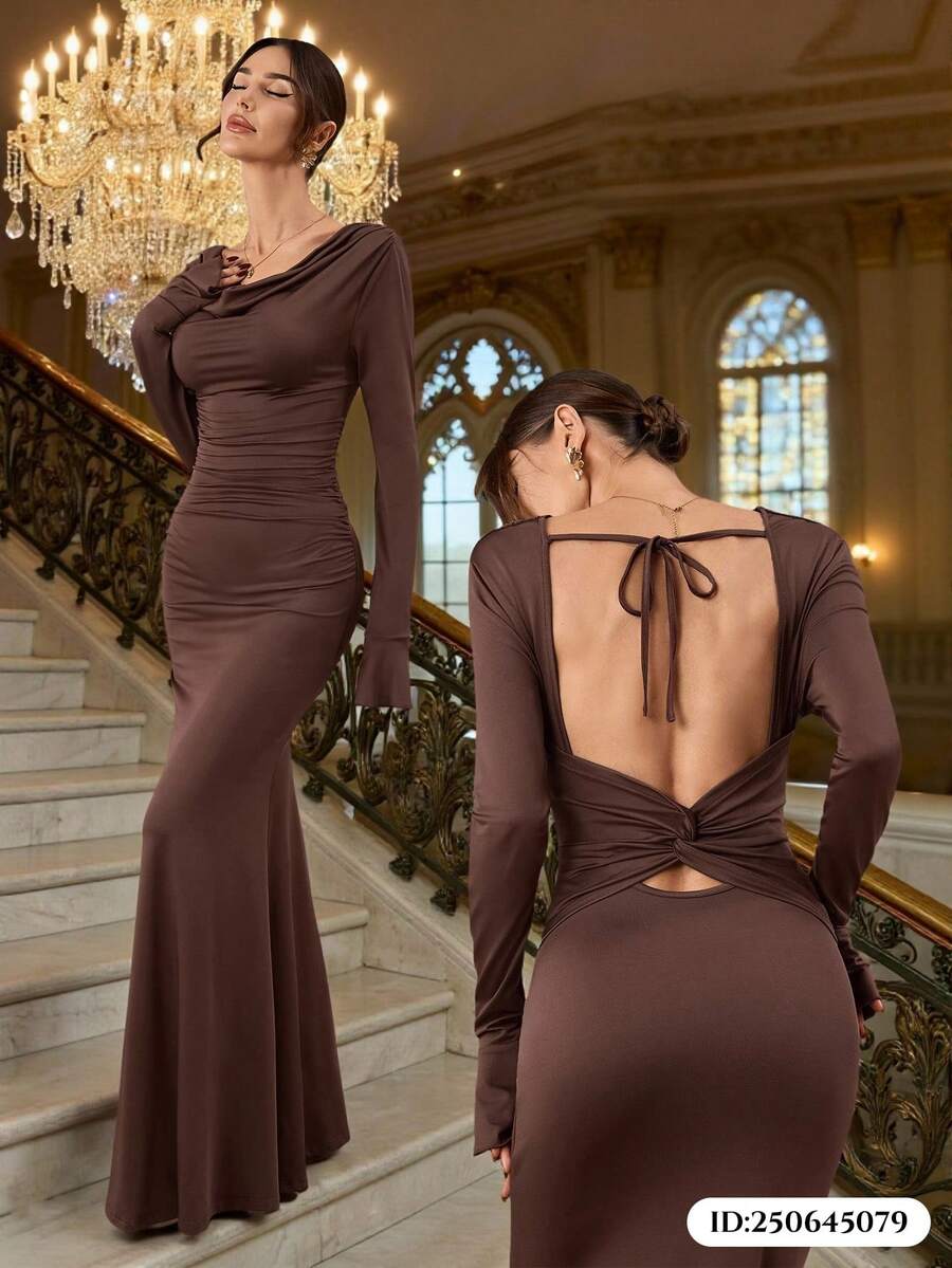 Vestido Longo Elegante Feminino para Outono/Inverno - Design Halterneck Finas Costas Abertas, Detalhes Plissados Torcidos, Mangas Bufantes, Bainha em Cauda de Peixe, Leve e Confortável, Adequado para Reuniões e Festas - Café - Visão 1
