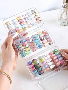 Hộp đựng dụng cụ chăm sóc móng tay di động 4 ngăn - Chất liệu nhựa trong suốt, thiết kế nhiều lớp, có băng dính - Hộp đựng dụng cụ làm móng tiện lợi cho du lịch và sử dụng tại nhà - Thiết kế nhỏ gọn, dễ lấy và bảo vệ - Hộp đựng phụ kiện làm móng thời trang và bền chắc - Trong sáng - Xem 2