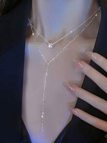 一款高端长款Y形流苏镶钻项链，小巧精致，性感锁骨链，适合日常佩戴，是送给朋友和珠宝爱好者的完美礼物。 - 銀色 - 查看 1