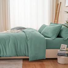 RUIKASI Double Duvet Set Bedding Set - White Duvet Cover Double Bed Set With Zip, Soft Brushed Microfibre Duvet Cover Set Quilt Cover With 2 Pillowcases - Green (Sage) - View 4
