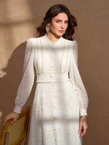 Đầm dài tay cổ bẻ kiểu Trung Quốc sang trọng, thanh lịch, mềm mại, chất liệu thêu tinh tế dành cho nữ. - Màu be - Xem 7