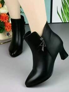 2025 Ankle Boots For Women, Leather, Pointed Toe, Soft Sole, Thermal Lining, Slim Heel, Versatile, Autumn/Winter 2025 New Arrival - Black - View 2