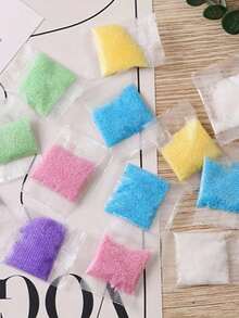 30个一次性烟灰缸，彩色除臭，防止烟灰飞溅，适用于家庭和办公室清洁，有效去除烟灰，设计紧凑，使用方便。