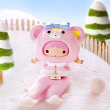 Miniso 1个三丽鸥卡通连帽植绒盲盒，植绒材质，可旋转脸部设计，冬季雪景风格，随机发货，桌面装饰/收藏品（1个随机发货） - 彩色 - 查看 9