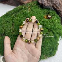 更年期平衡串珠手链，采用8毫米天然虎眼石和手工水晶珠，是送给妈妈、奶奶、阿姨的完美礼物。