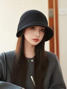 LEAJOURNO. 1pc Women's New Solid Color Thick Bucket Hat, Korean Style, High-End, Windproof, Versatile Casual Beanie, Autumn/Winter Vacation Outfits - Black - View 5