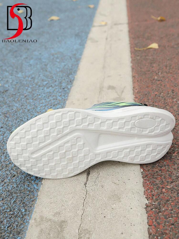 Zapatillas deportivas ligeras y de moda para mujer - Cómodas, antideslizantes y transpirables. Zapatillas de running con amortiguación de impactos, zapatillas deportivas casuales con cordones, zapatillas de tenis ligeras, suela de goma MD de baja altura, aptas para uso diario - gris verdoso - Ver 6