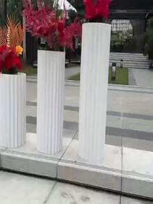 折叠纸筒底座，适用于婚礼、派对、蛋糕桌支撑、走廊背景墙，包含塑料顶板（镜面亚克力材质，撕掉保护膜即可呈现效果），适用于婚礼、生日、派对活动、车展、蛋糕店装饰。 - 白色 - 查看 6