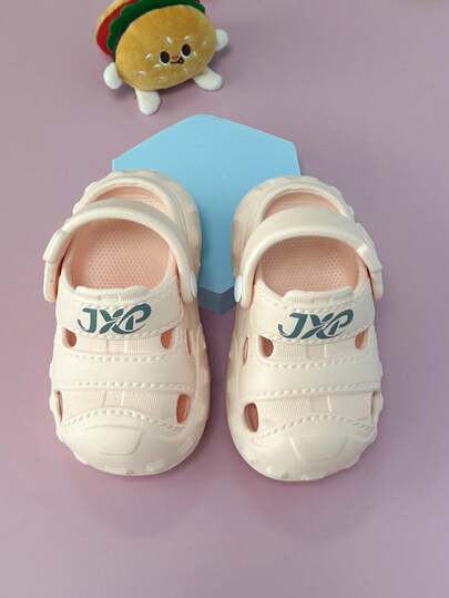 Kids Lightweight Breathable Protective Sandals, EVA Upper, Hollow Mesh Design, Soft Anti-Impact Toe Cap, Suitable For Boys And Girls, Ideal For Indoor Activities, Beach Play, Kindergarten Daily Wear