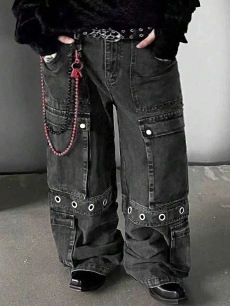 A Street-Style Y2K Cool Guy In Workwear Menswear - Dark Grey - View 1