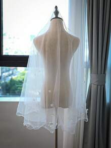 1 chiếc khăn voan cô dâu hai lớp xếp ly dễ thương, thêu hoa thủ công, viền ren, kiểu dáng lồng chim. - trắng - Xem 3