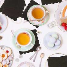 25 Stücke/Set, 50 Stücke/Set, 75 Stücke/Set burgunderrot & schwarze Einfarbige wellige Kanten dickere weiche Party Servietten, 2-lagige weiche Papierservietten, ungefaltete Größe 32cm*32cm, geeignet für: Hochzeit, Teegesellschaft, Geburtstagsfeier Dekoration, Party Dekoration, Party Zubehör, Feiertags Dekoration, Feiertags Zubehör - Zhu Mohei - Übersicht 5