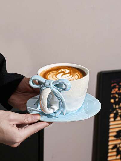 Pearl Glaze Coffee Cup & Saucer Set, Butterfly Shaped Mug, Elegant Wavy Ceramic Cup, Smooth & Easy-To-Clean Water Cup, Creative Dessert Plate, Stylish Nordic Wavy Design With Handle Breakfast Cup. Suitable For Coffee/Snacks/Cake/Nuts/Desserts, An Excellent Gift Item.