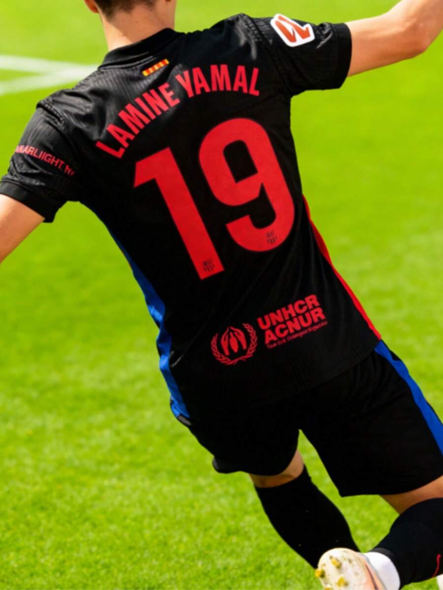 2425 Barcelona Jersey - Away Match Version For Fans In La Liga - 19 Number - Yamael Lewan Short-Sleeved Football Shirt - 黑色 - 查看 1