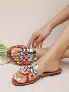 1双彩色编织休闲露趾亮面平底拖鞋 - 棕色 - 查看 6