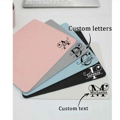 1 pieza Alfombrilla de escritorio personalizada con nombre, Alfombrilla de ratón de cuero personalizada, Adecuada para oficina, escritorio o mesa de comedor, Resistente al agua y a las manchas, Alfombrilla de ordenador de unicolor minimalista, Alfombrilla de ratón para juegos personalizada, Alfombrilla de ratón de gran tamaño, Fácil de limpiar, Disponible en varios colores, Alfombrilla de escritorio con nombre manuscrito, Regalo ideal para el Día de San Valentín, cumpleaños, ceremonia de graduación y decoración del hogar