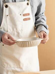 这款多功能多尺寸白色日式现代简约优雅裂纹陶瓷烤盘，带把手，椭圆形设计，适用于沙拉、意面、奶酪烘焙、烤制各种美食、烤鸡等，可用于烤箱、微波炉和洗碗机，不粘易清洗，是家庭、餐厅、日常及节日使用的理想之选。 - 白色 - 查看 4