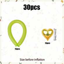 30个心形气球花束套装，红色和绿色乳胶DIY长气球，适用于生日派对、求婚装饰、周年纪念装饰、浪漫氛围装饰。