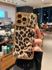 Wristband Phone Case With Leopard Print And Sparkling Rhinestones - Multicolor - View 30
