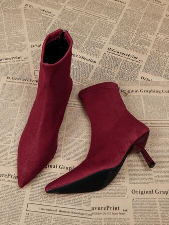 Röda elastiska ankelstövlar och korta stövlar för kvinnor, 7 cm höga klackar, bekväma och moderiktiga stövlar, svarta höga klackar, tunna höga klackar, spetsiga stövlar för kvinnor