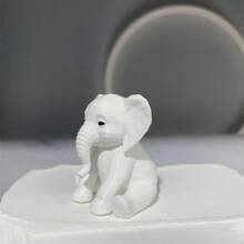 1pc Elephant Figurine, Animal Shaped Home Decor, Collectible Figurines, Great Gift For Elephant Lovers | Unique Design | Stylish Accent | Home, Bedroom, Balcony, Garden Decoration, Suitable For Study, Office, Wedding, Housewarming, Valentine's Day, New Year Gift