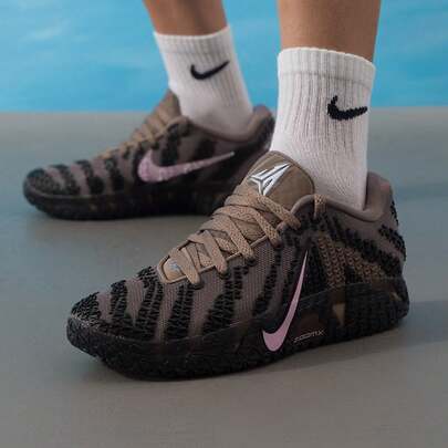 Nike 男士 JA 3 EP Ja Morant 3 缓震防扭轻量篮球鞋，2026 年春季新款 HF2794-200