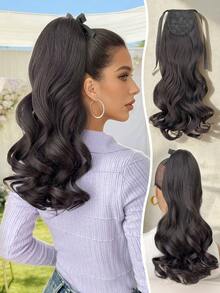 22英寸马尾辫接发，长款自然波浪黑棕色环绕式夹子接发，合成纤维材质，女士适用 - 棕色 - 查看 4