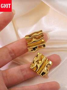 1 Pair Minimalist Gold-Plated Square Pyramid Textured Stud Earrings, Suitable For Halloween, Winter, Christmas - Golden Pleats - View 8