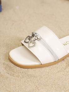 1 Pair Children's Minimalist PU Flat Casual Slippers, Suitable For Summer - Beige - View 8