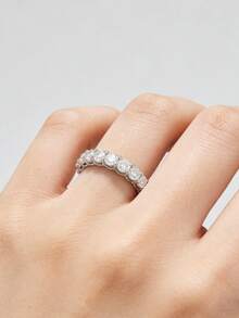 1pc 925 Sterling Silver 2.1 Carat Round Colorless Moissanite Engagement Ring For Women, Suitable For Brides - Silver - View 4