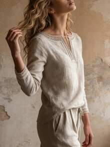 Áo kiểu nữ tay dài cổ chữ V viền ren, chất liệu satin, thích hợp mặc hàng ngày và đi nghỉ mát mùa xuân. - Màu Xám nhạt - Xem 5