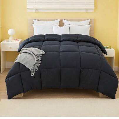 Christmas And New Year Quilt Core, 1 Piece, All-Season Down Alternative, Queen Size, Large Down Comforter Insert With Corner Tabs, Dual-Use For Winter And Summer, Warm And Fluffy, Red