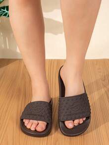 Women's Solid Color Casual Plastic Slippers With Star Design, Comfortable Slip-On Beach Sandals For Spring/Summer - Brown - View 2