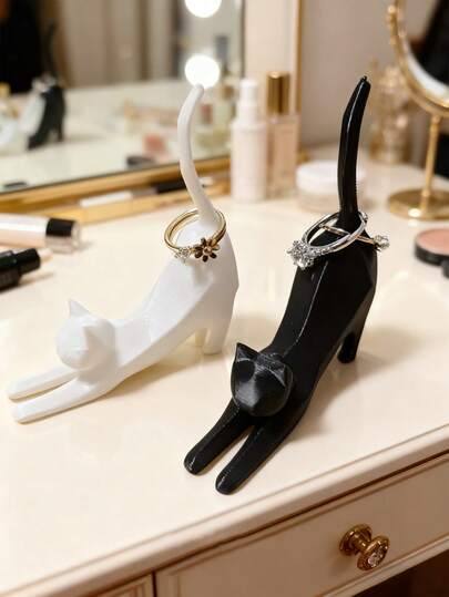 3D Printed Cat Sculpture Ring Holder - Black & White One-Piece Cat Statue, Ideal For Displaying And Storing Wedding Rings, As A Birthday Gift Or Office Decor. A Perfect Choice For Showcasing And Organizing Ladies' Jewelry, And A Great Gift For Special Occasions.