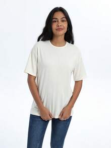 A Pure White Women's Outdoor Sports Short-Sleeved T-Shirt - White - View 3