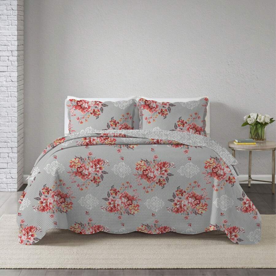 Double-Sided 3-Piece Printed Bedspread Set. - Print 22 - View 1