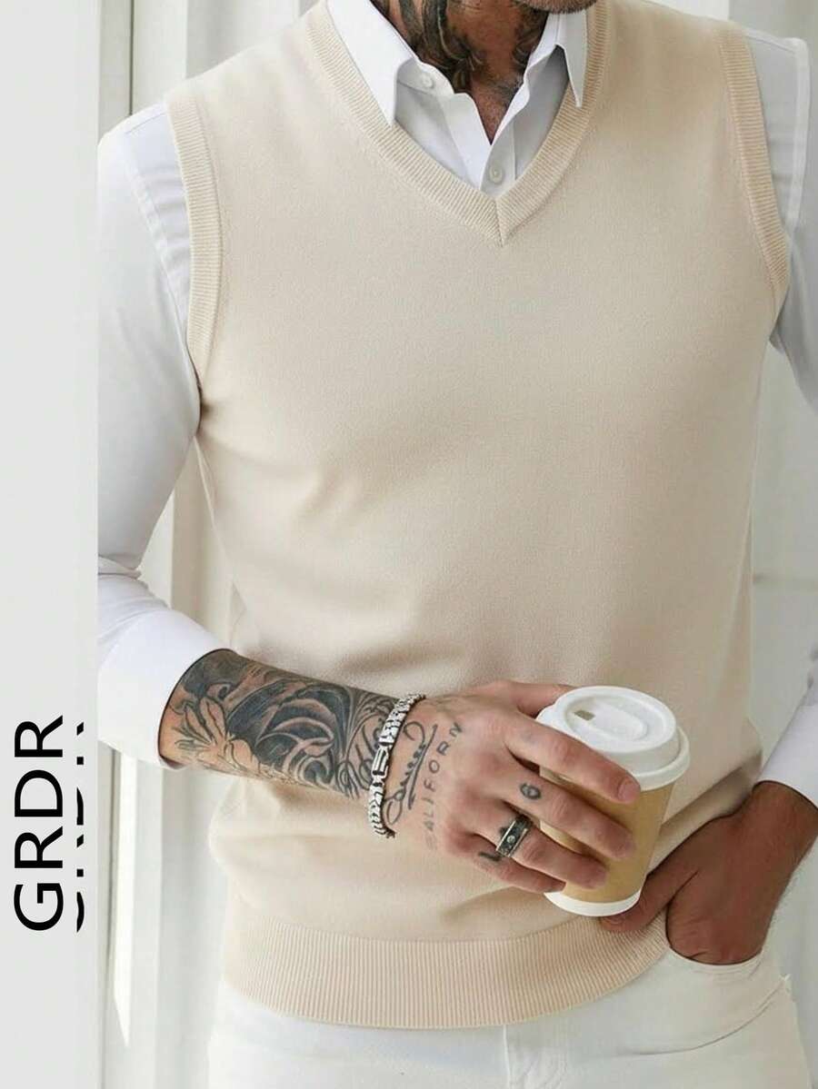 GRDR 男士纯色V领优雅时尚针织背心，适合秋冬季穿着
