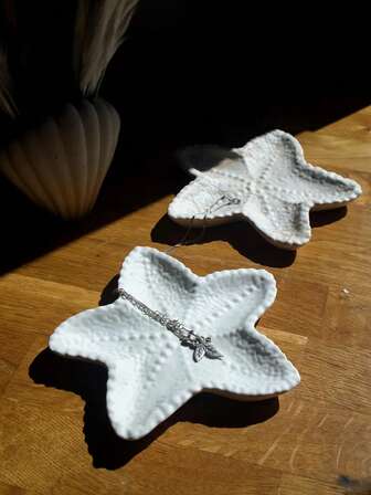 1 PIEZA Molde de silicona con forma irregular de estrella de mar, molde creativo DIY de la serie oceánica para hacer bandejas con forma de estrella de mar, molde para decoración del hogar / regalo de resina epoxi, molde para manualidades y fundición, bandeja de exhibición y almacenamiento de joyería, molde de yeso