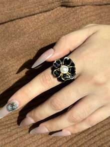 Vintage Luxury Elegant Black Drip Oil Pearl Metal Stainless Steel Flower Ring, Daily Fashion Ring, Suitable As Gift For Friends And Family - Multicolor - View 17