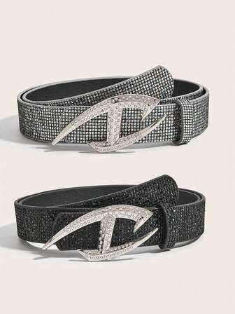 1条男士银色双扣皮带，时尚小众亮片皮带，男女通用朋克风水钻扣皮带，时尚个性闪亮腰带，适合日常搭配牛仔裤。