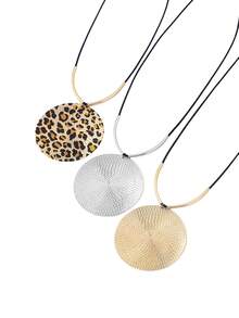 1pc Women's Pendant Necklace, Fashionable Exaggerated Punk Textured Circular Pendant Necklace, Suitable For Daily Wear - Yellow Gold - View 4